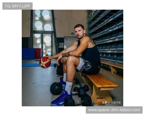 湖人两大亮点显著提升！东契奇改进两处失误，詹姆斯喜上眉梢，新援表现抢眼