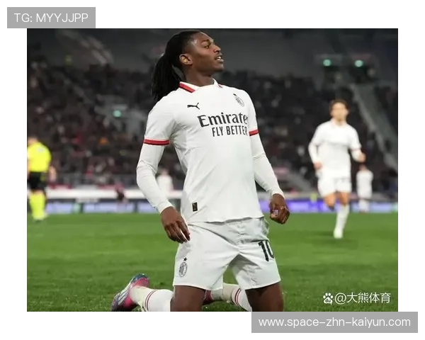 莱奥门前推射AC米兰定乾坤 莱奥门前推射AC米兰定乾坤